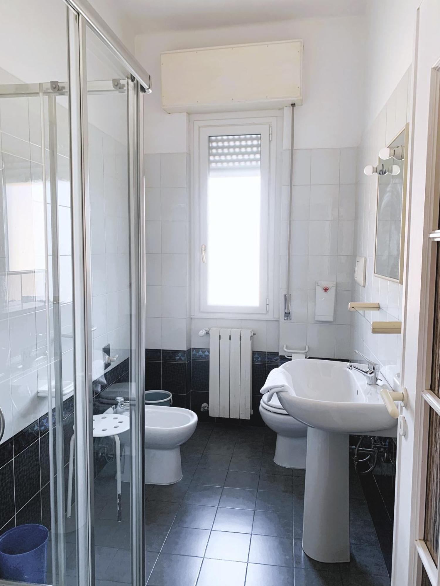 Hotel Villa Chiara Finale Ligure Exterior foto