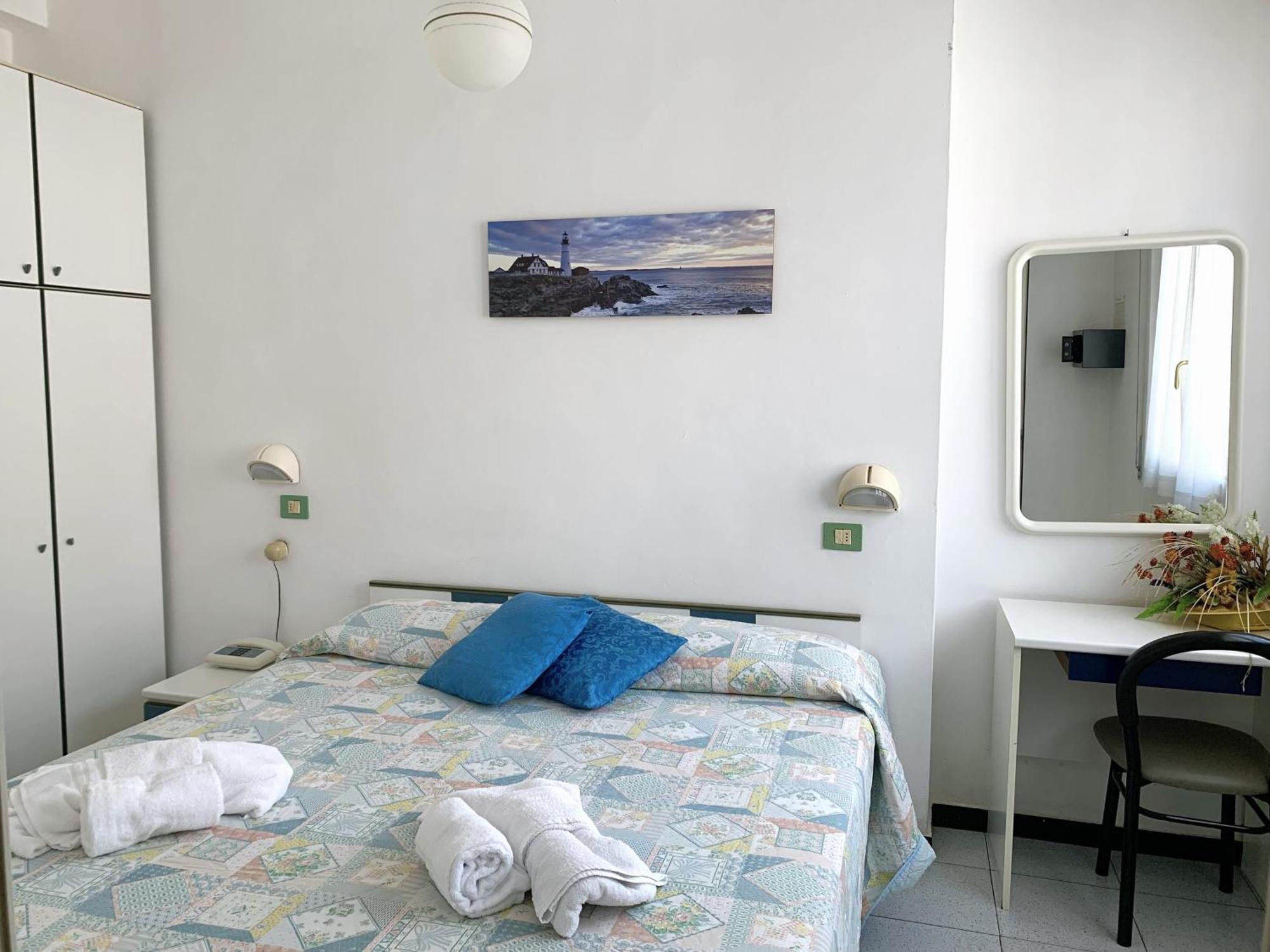 Hotel Villa Chiara Finale Ligure Exterior foto