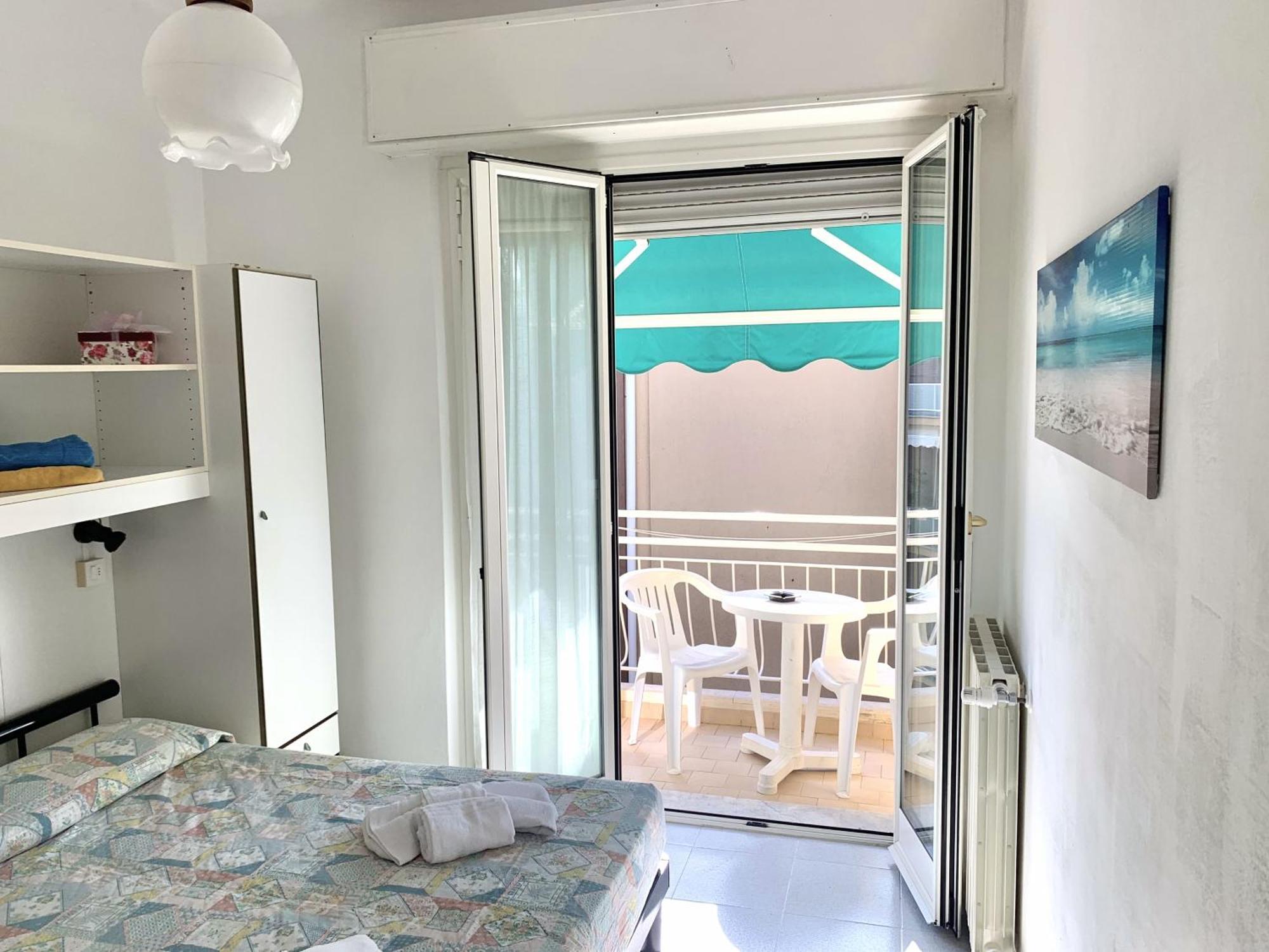 Hotel Villa Chiara Finale Ligure Exterior foto
