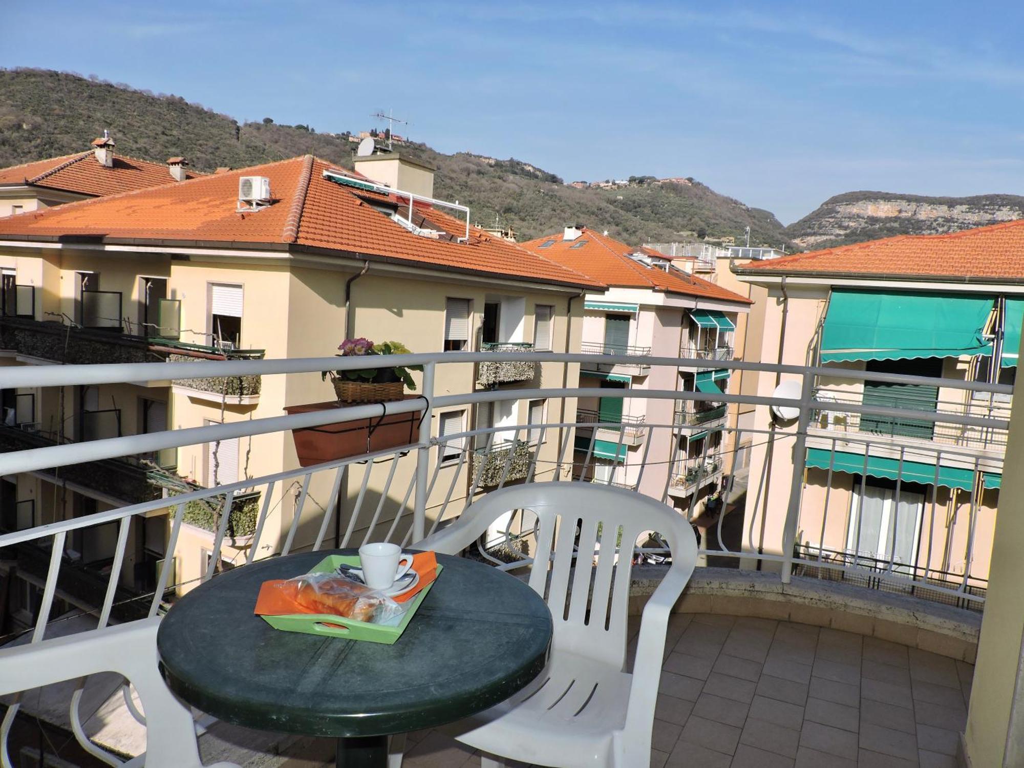 Hotel Villa Chiara Finale Ligure Exterior foto